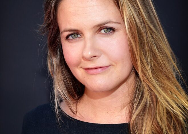 ‘Clueless’ Sequel Series With Alicia Silverstone Canceled at Peacock!