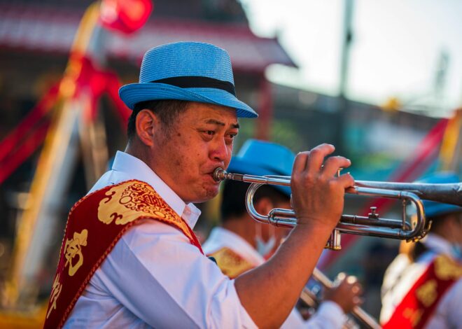 Geena Davis Joins Sabrina Carpenter for Epic ‘Thelma & Louise’ Tribute at Coachella