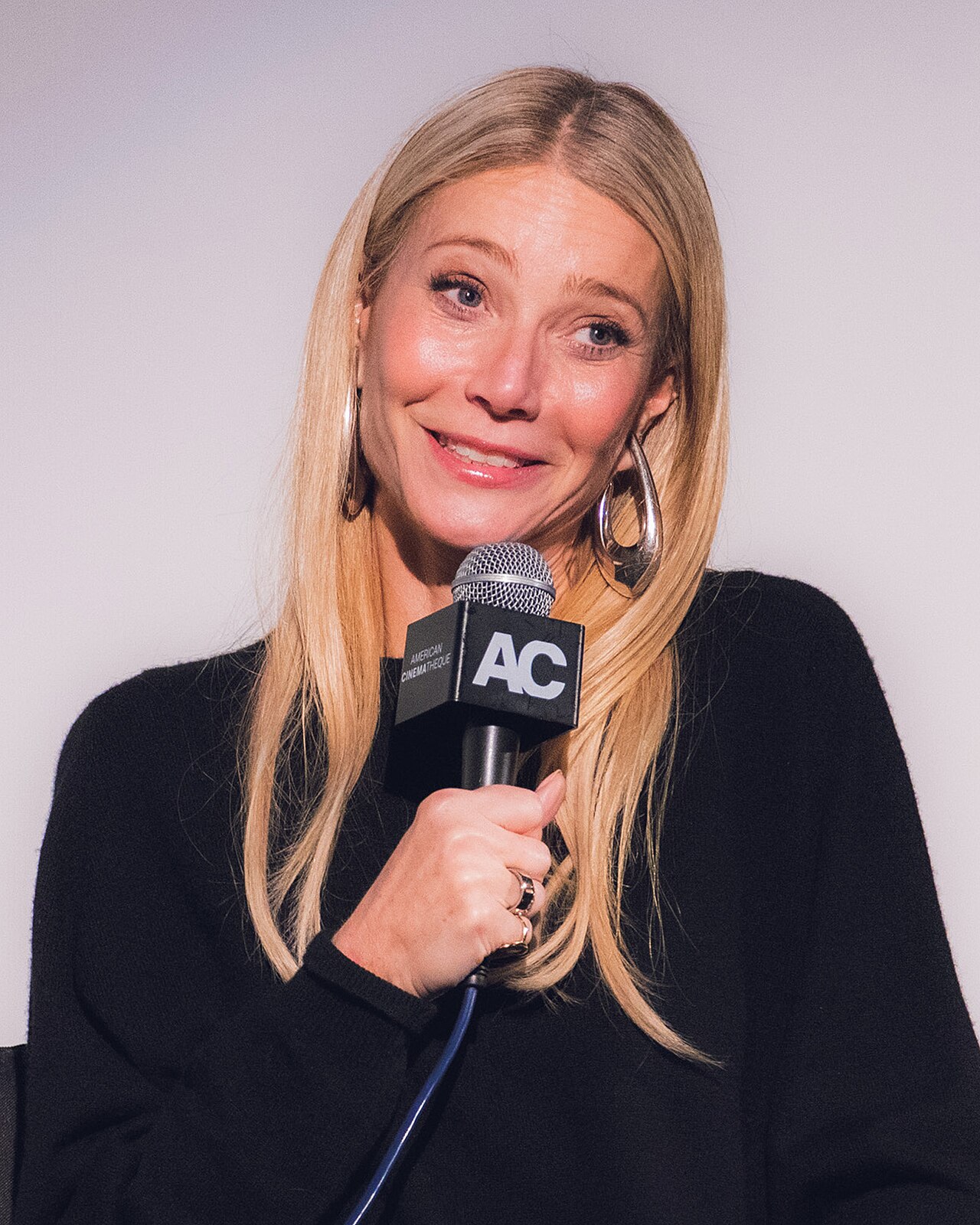 Gwyneth Paltrow Auction at The Peninsula: Celeb Fashion and Culture Unite!