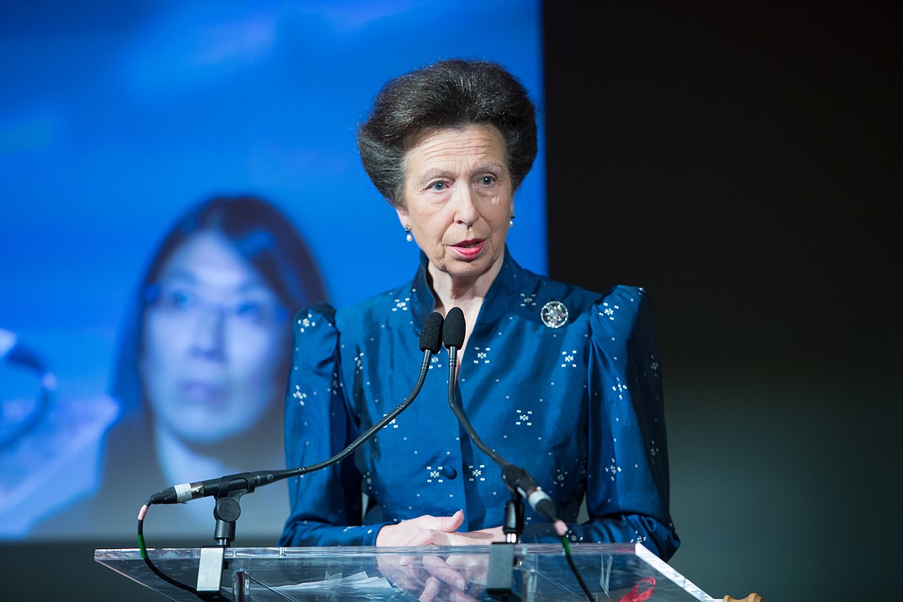 Princess Anne Dazzles in Vibrant Coat – The Color Kate Middleton Can’t Stand!