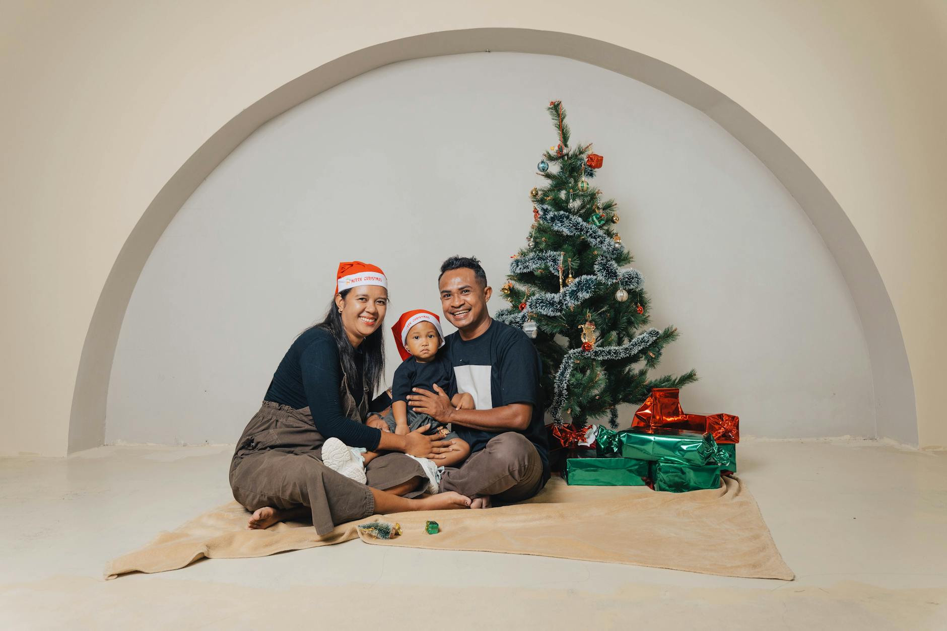 She Donated Her Son’s Gifts Because They Had the Wrong Name—Was She Wrong?