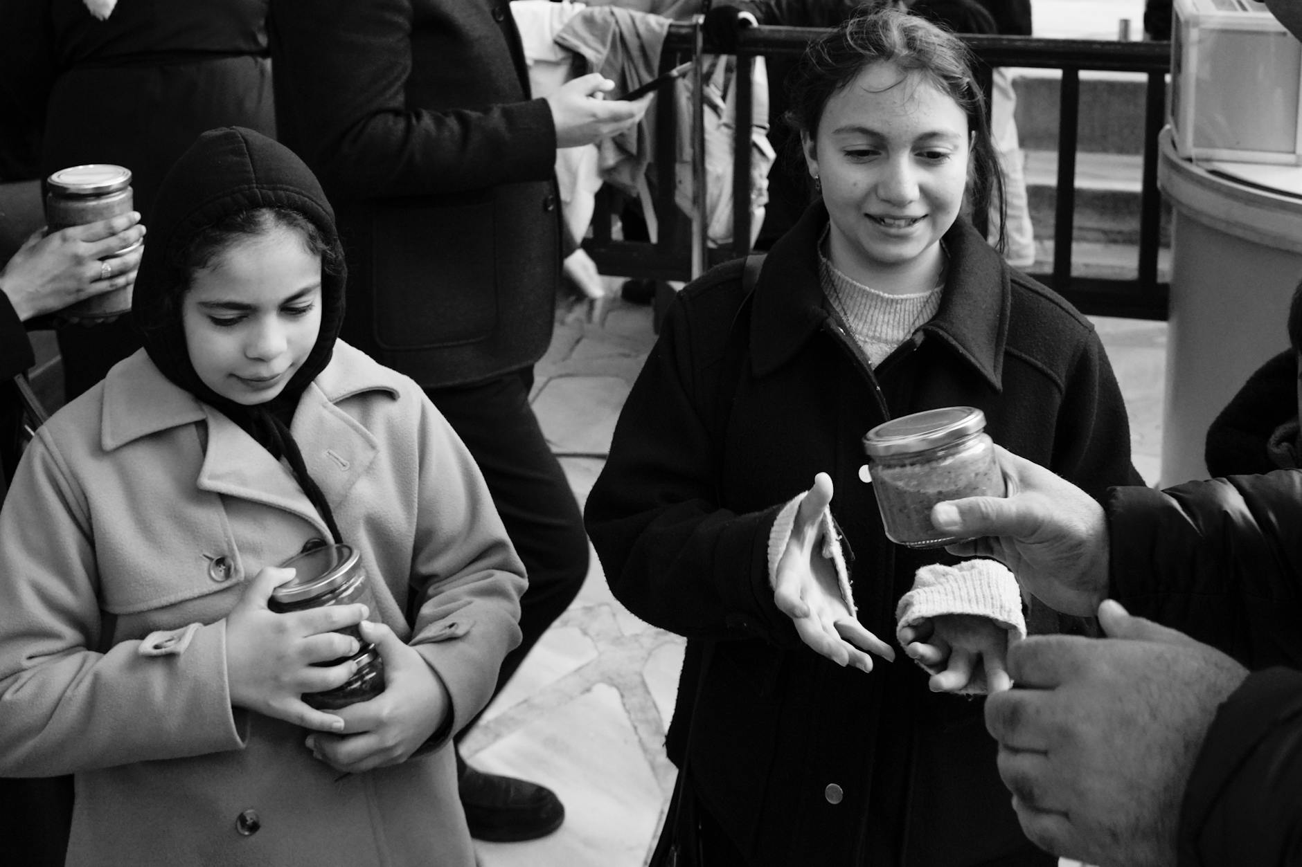 She Gave Food to a Family in Need — Then They Gave It Away! Was She Wrong?