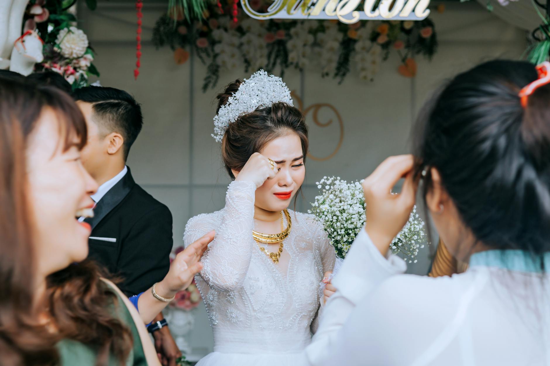 Should She Sacrifice Her Business for Her Manager’s Wedding?