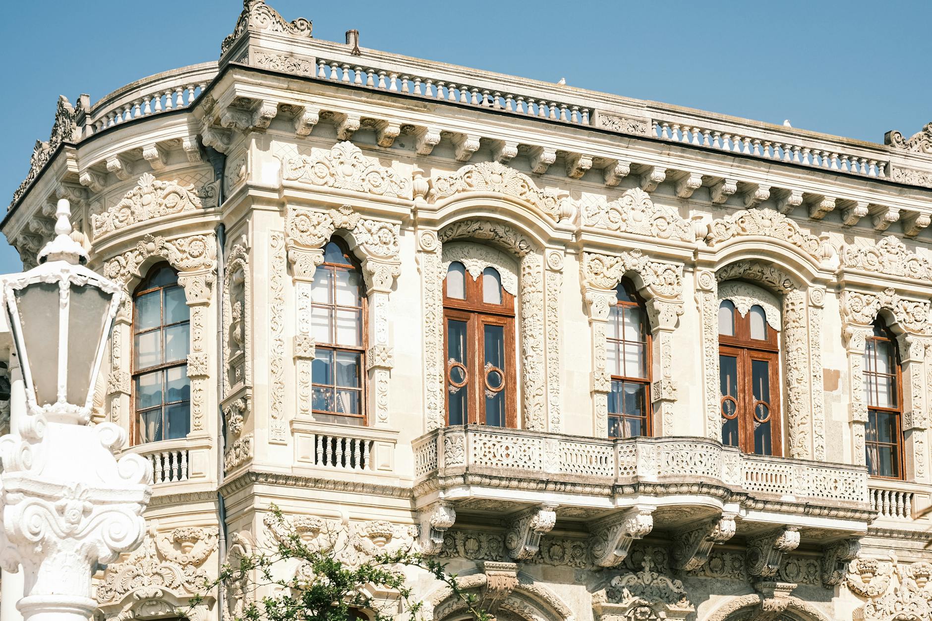 Tod’s Group Steps Up: Revamping Milan’s Historic Palazzo Marino