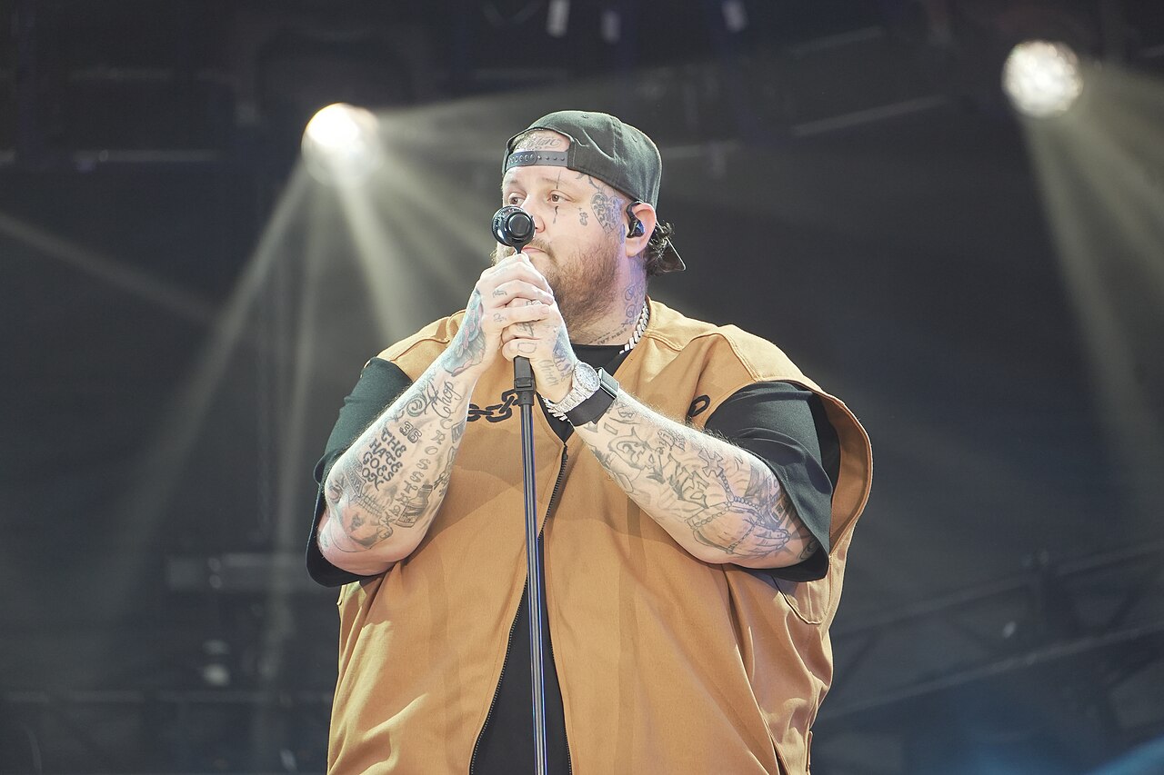 Bunnie Xo Hints at New Beginnings Amid Jelly Roll Divorce Rumors